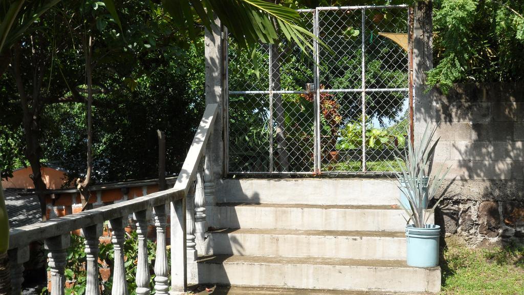Casita Escondida- El Salvador Villa La Libertad Luaran gambar